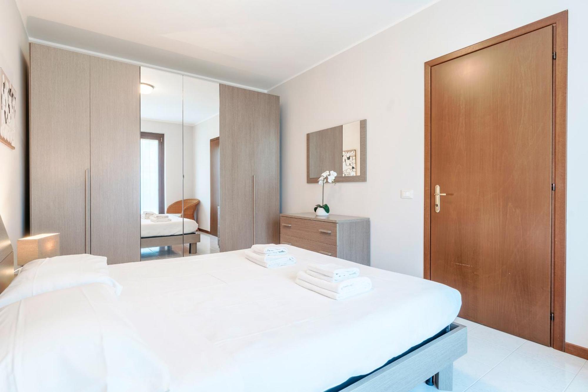 Apartments Blitz - Regarda Travel Lazise Extérieur photo