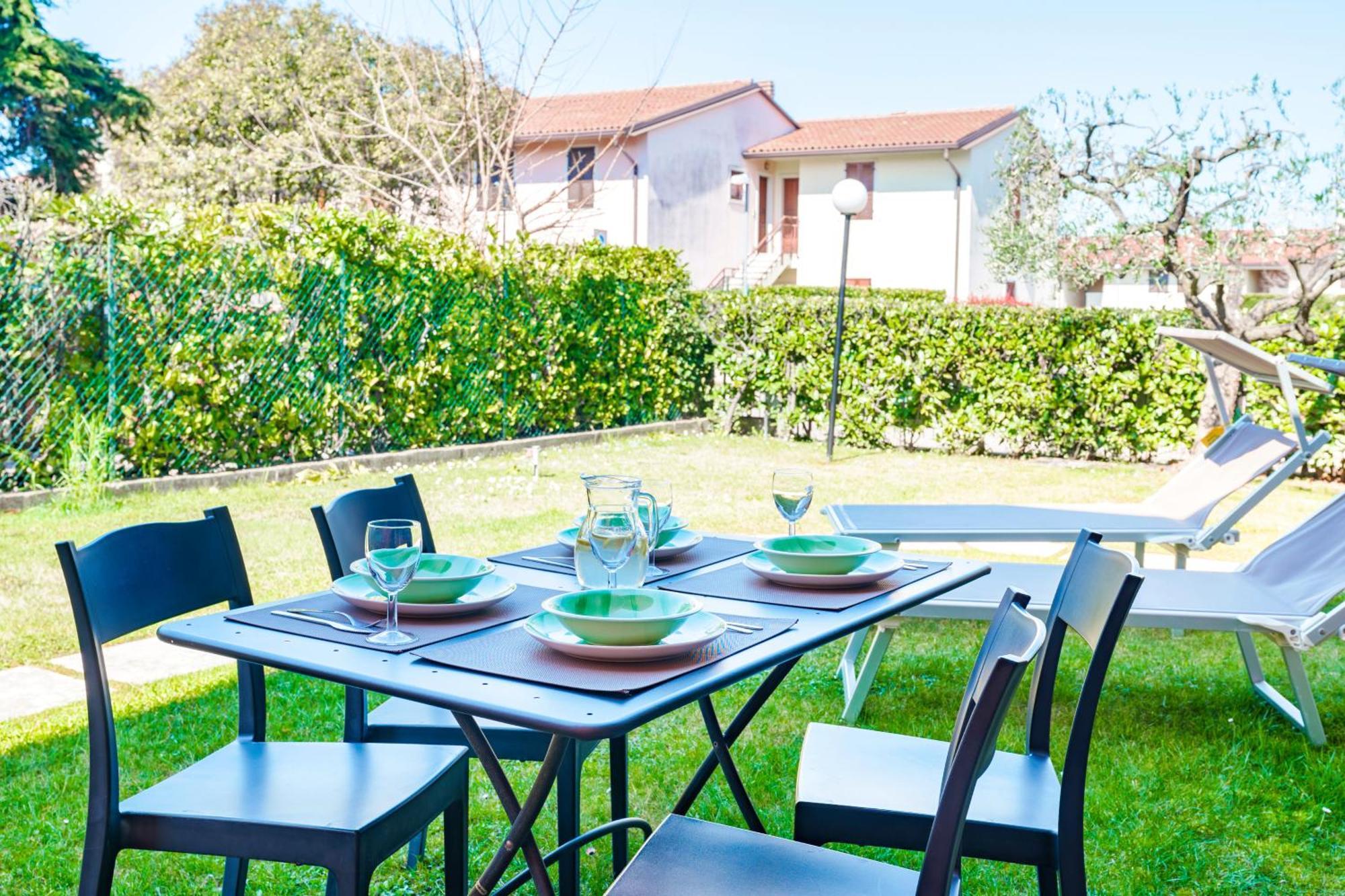 Apartments Blitz - Regarda Travel Lazise Extérieur photo